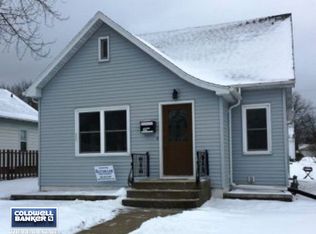 704 Cleveland Ave, Algoma, WI 54201