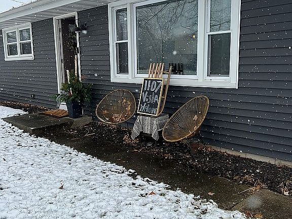 3rd image of 1107 Vista Dr