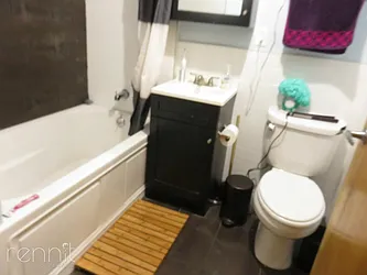 Rented by Rennit Inc.