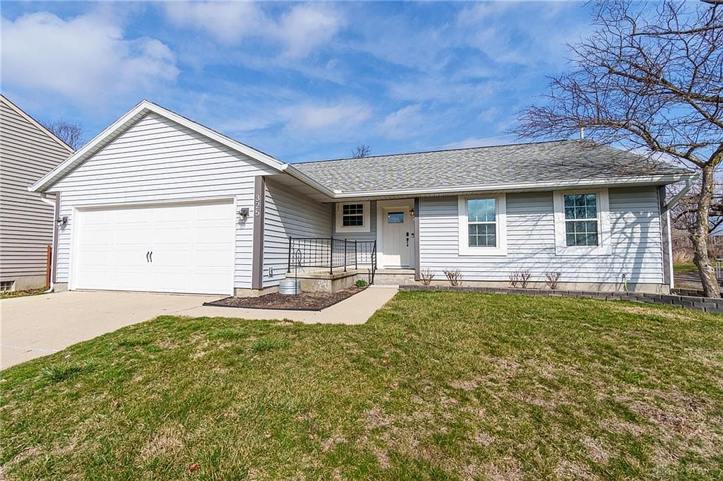 325 Royal Wood Ct, Vandalia, OH 45377 Zillow