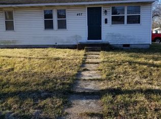 467 S Jackson Ave, Lebanon, MO 65536