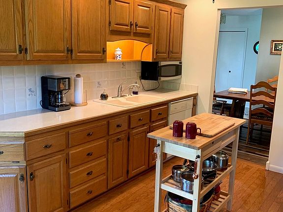 4th image of 55 Brandywine Ct #0