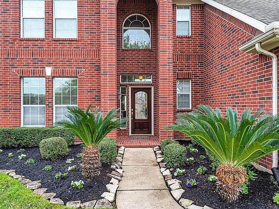 4th image of 16214 Wilmington Park Ln