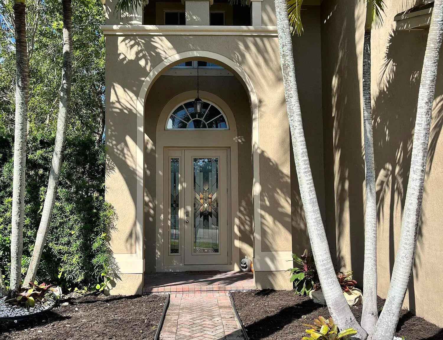 5 bed, 4.5 bath, 3144 sqft, $8,900 — Photo 4