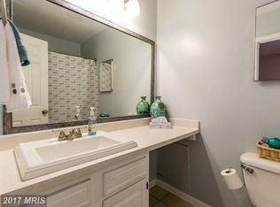 402 Colonial Ridge Ln, Arnold, MD