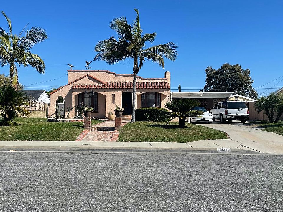 1st image of 8558 Lemoran Ave