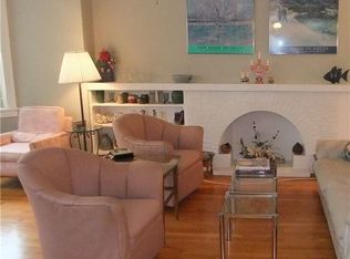 1347 W Greenleaf Ave #2, Chicago, IL 60626