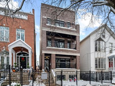 1341 W George St #2, Chicago, IL, 60657