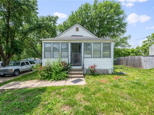 3910 Crescent Ave, Kansas City, MO 64133