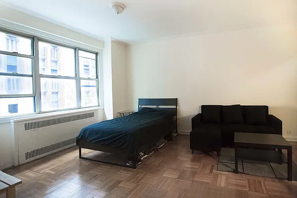 Rented by LG Fairmont Group | media 21