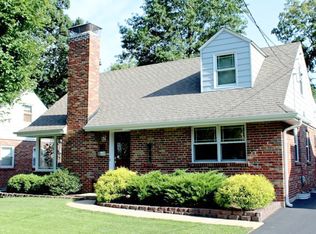 904 Dwyer Ave, Saint Louis, MO 63122