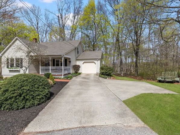 28 Brunswick Road, Scotland, CT 06330