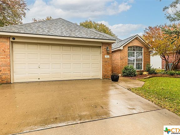 3rd image of 2612 Blue Meadow Dr