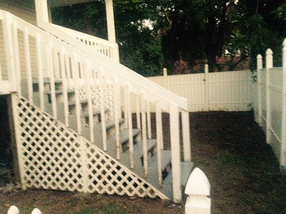 Low maintenance side & back yard