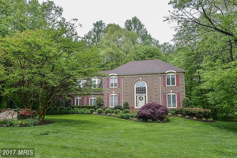1st image of 10106 Crooked Creek Ct