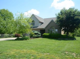 330 Natalie Ln, Lebanon, OH 45036