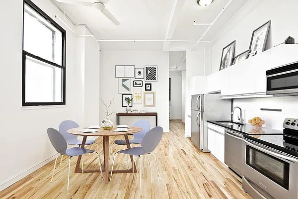 Rented by Bold Marketing | media 21