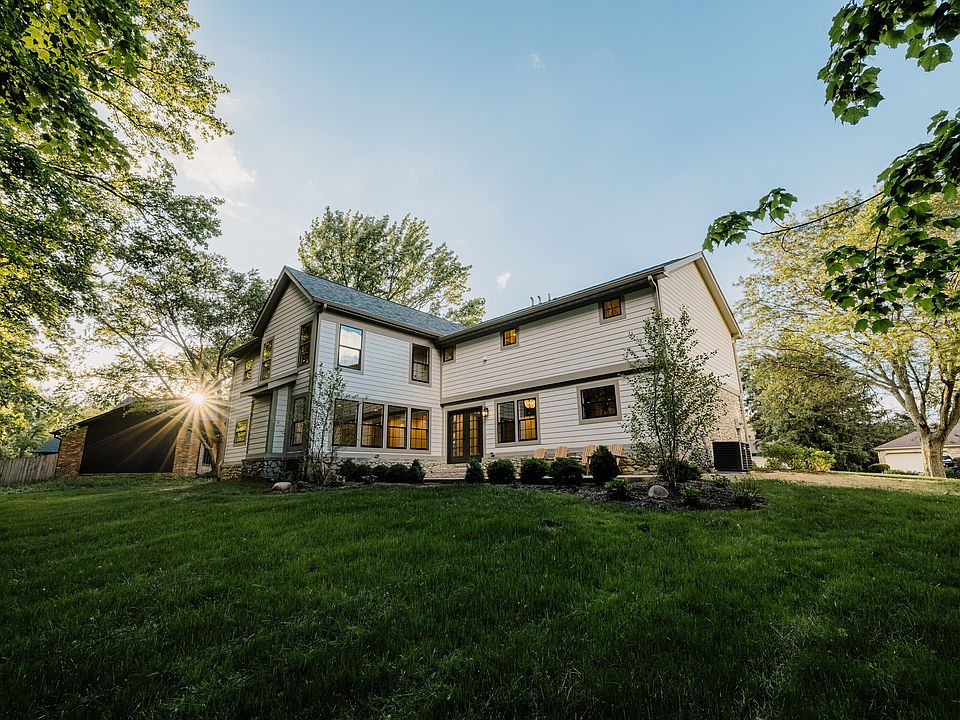 2nd image of 3239 Eden Way Pl