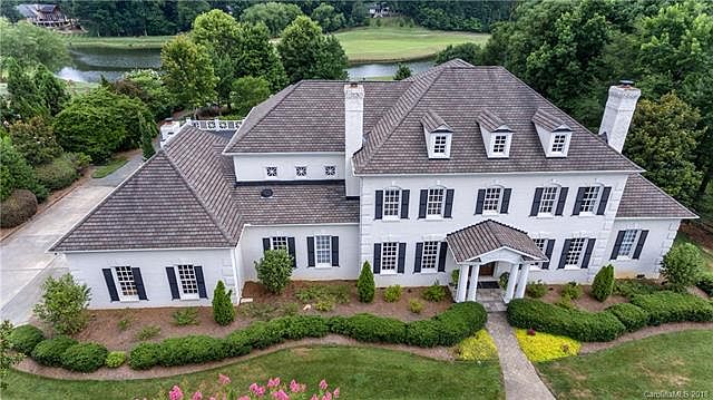 1st image of 4522 Parview Dr
