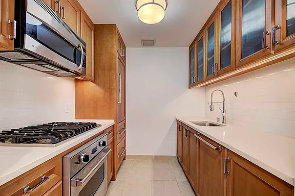 Rented by REAL New York | media 20