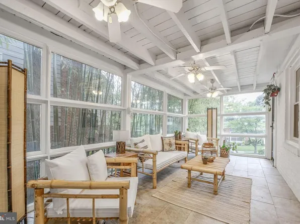 5818 Carlyle St, Landover, MD 20785