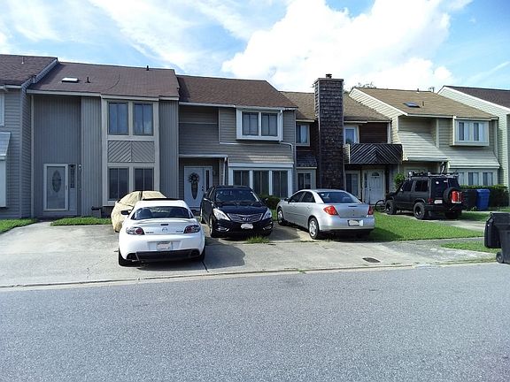 2nd image of 738 Waters Dr