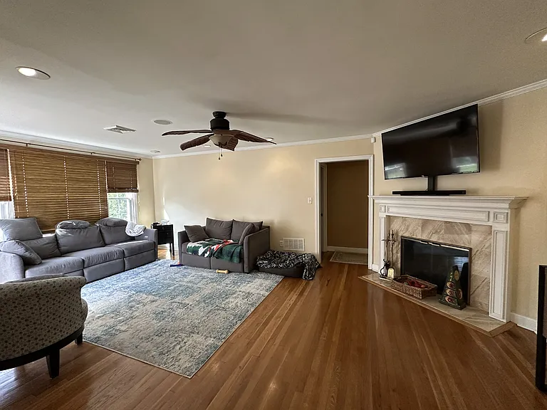 55 Paschall Rd — Photo 3