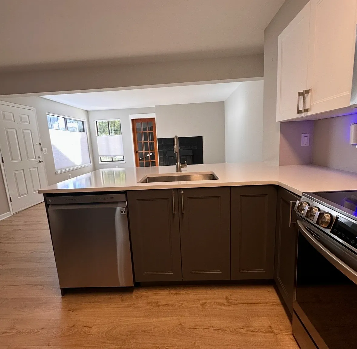 4729 Spine Rd — Photo 3
