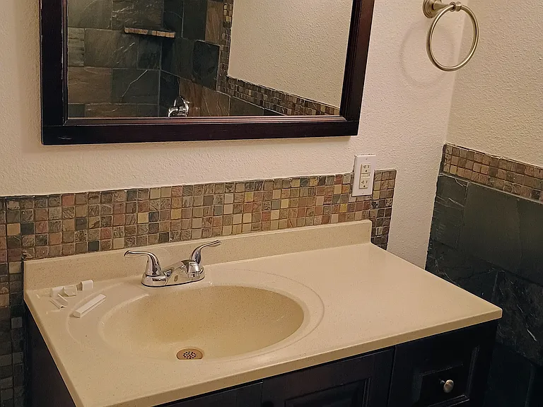 10360 E Jewell Ave — Photo 33