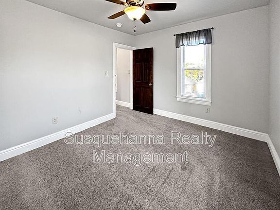 2nd image of 2871 Horseshoe Pike