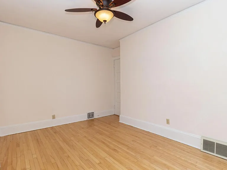3049 S Wentworth Ave #A — Photo 9