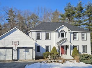 6 Stoneybrook Ln, North Yarmouth, ME 04097