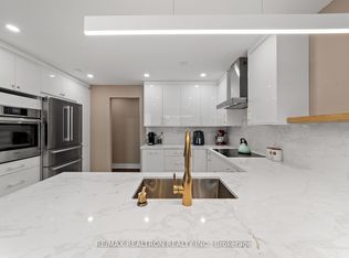 130 Neptune Dr #1501-C04, Toronto, ON M6A 1X5