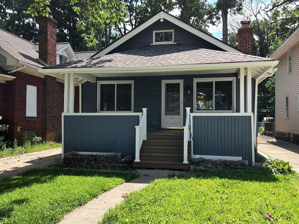 1st image of 820 Hawthorn Ave