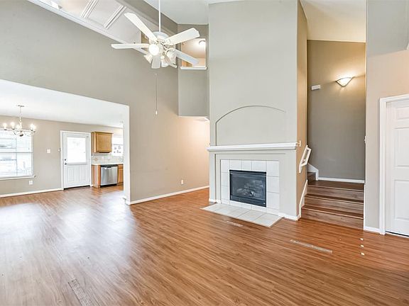 5th image of 14622 Lothbury Dr