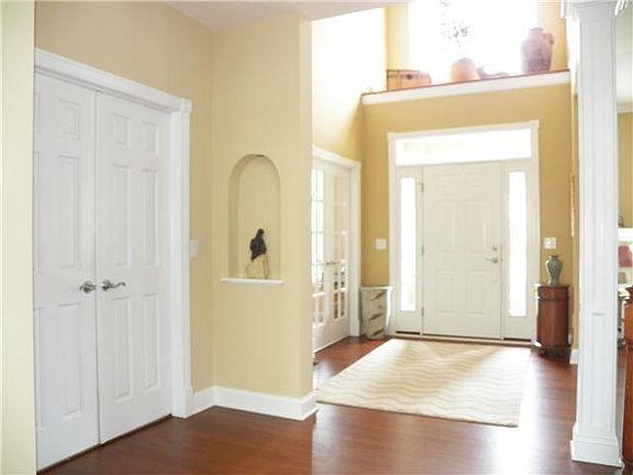 5th image of 12525 Brook Forest Cir