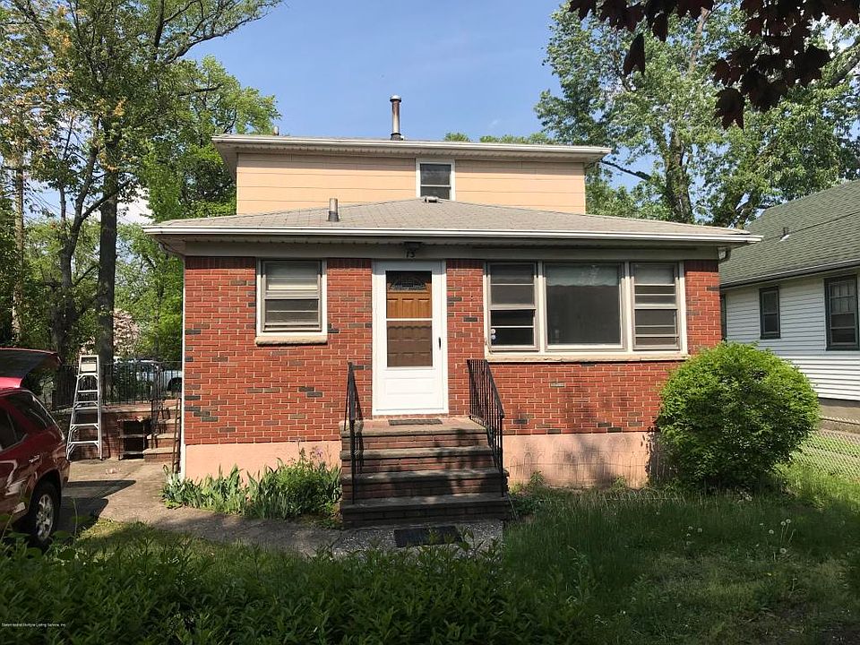 1st image of 73 Grasmere Ave