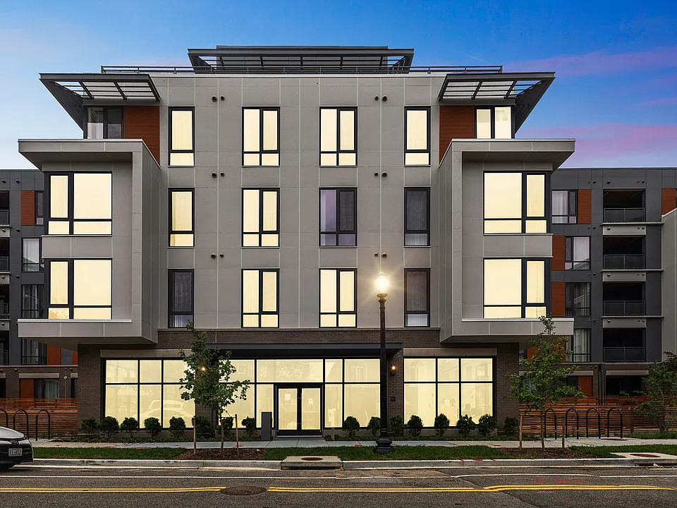 Park Morton Apartments