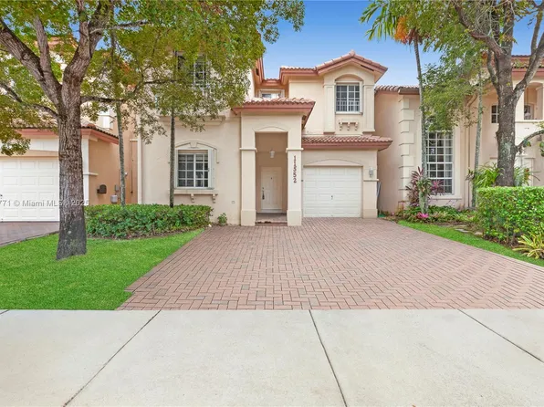 11552 NW 69th Ter, Doral, FL 33178