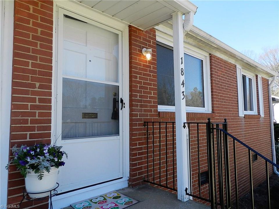 1st image of 1843 Mimosa Dr