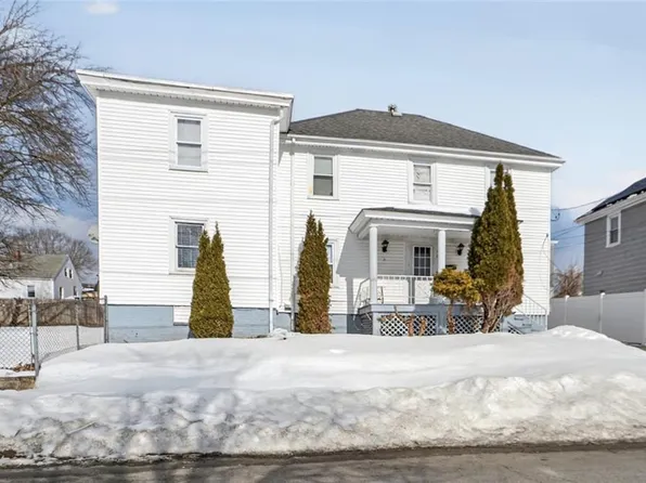 79 Chestnut Hill Ave, Cranston, RI 02920