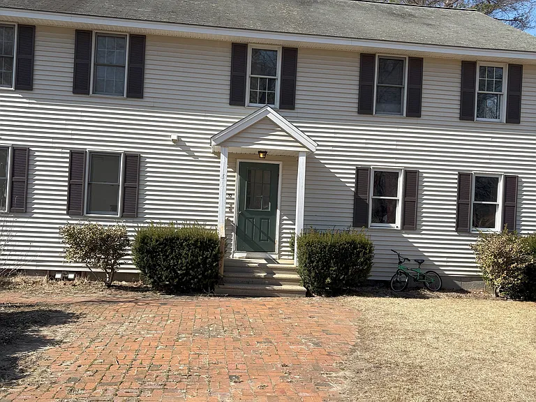 72 Sturbridge Rd #C — Photo 2