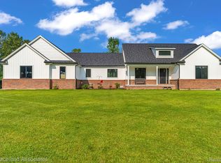 7581 Jorden Rd, Yale, MI 48097