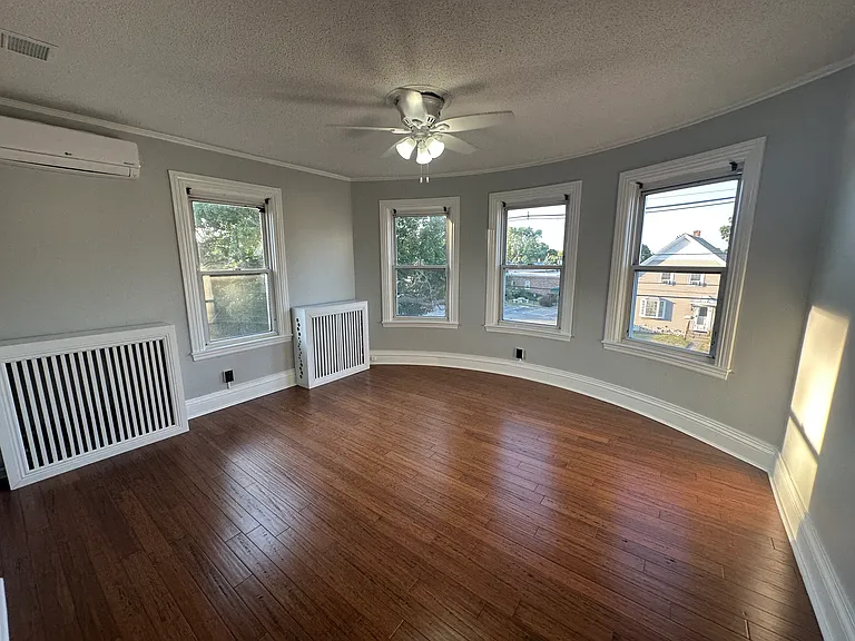 205 Waterman Ave #2 — Photo 15