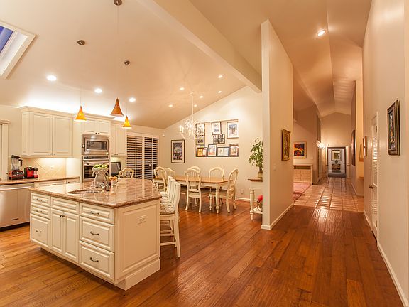 5th image of 2551 Joseph Dr