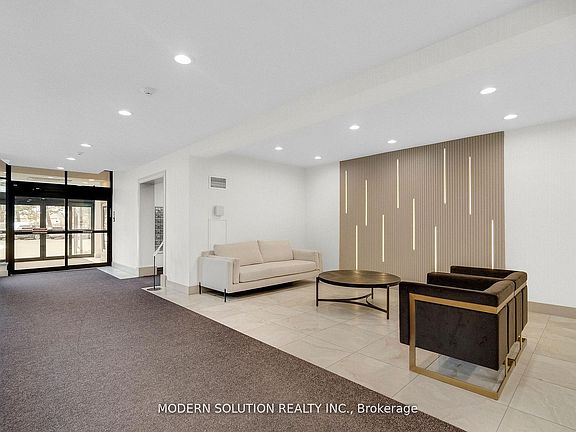 5th image of 32 Clarissa Dr #426