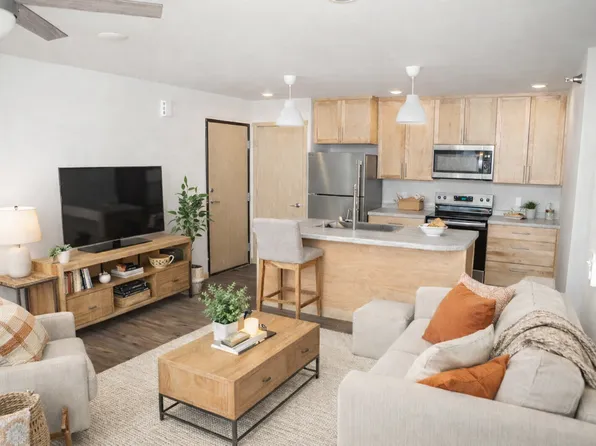 Century Place - 455