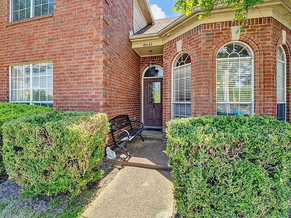 4th image of 8641 Overcup Oaks Dr