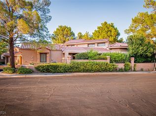 7158 Mission Hills Dr, Spring valley, NV 89113