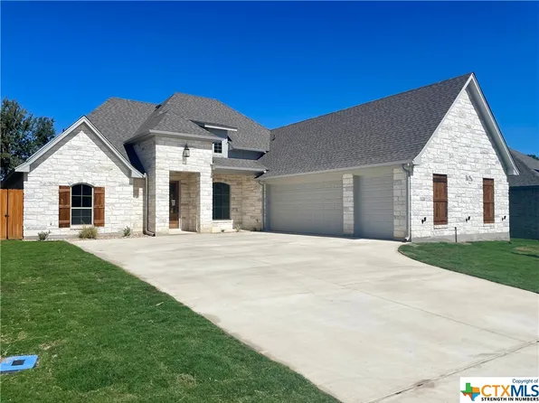 1218 Logan Blvd, Salado, TX 76571